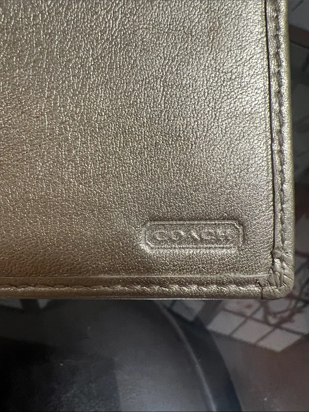Coach sleek continental